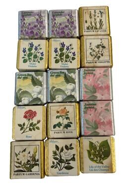 Delagar English Bath Cubes Made in England Set of 15 Mixed Floral Scents Vtg